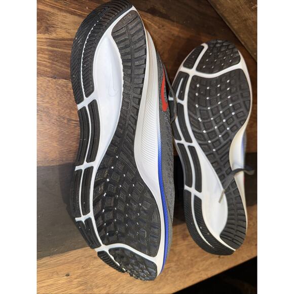 Nike Air Zoom Pegasus 37 Iron Grey Crimson Menโs Running Shoes Size 10.5 New - Picture 9 of 9
